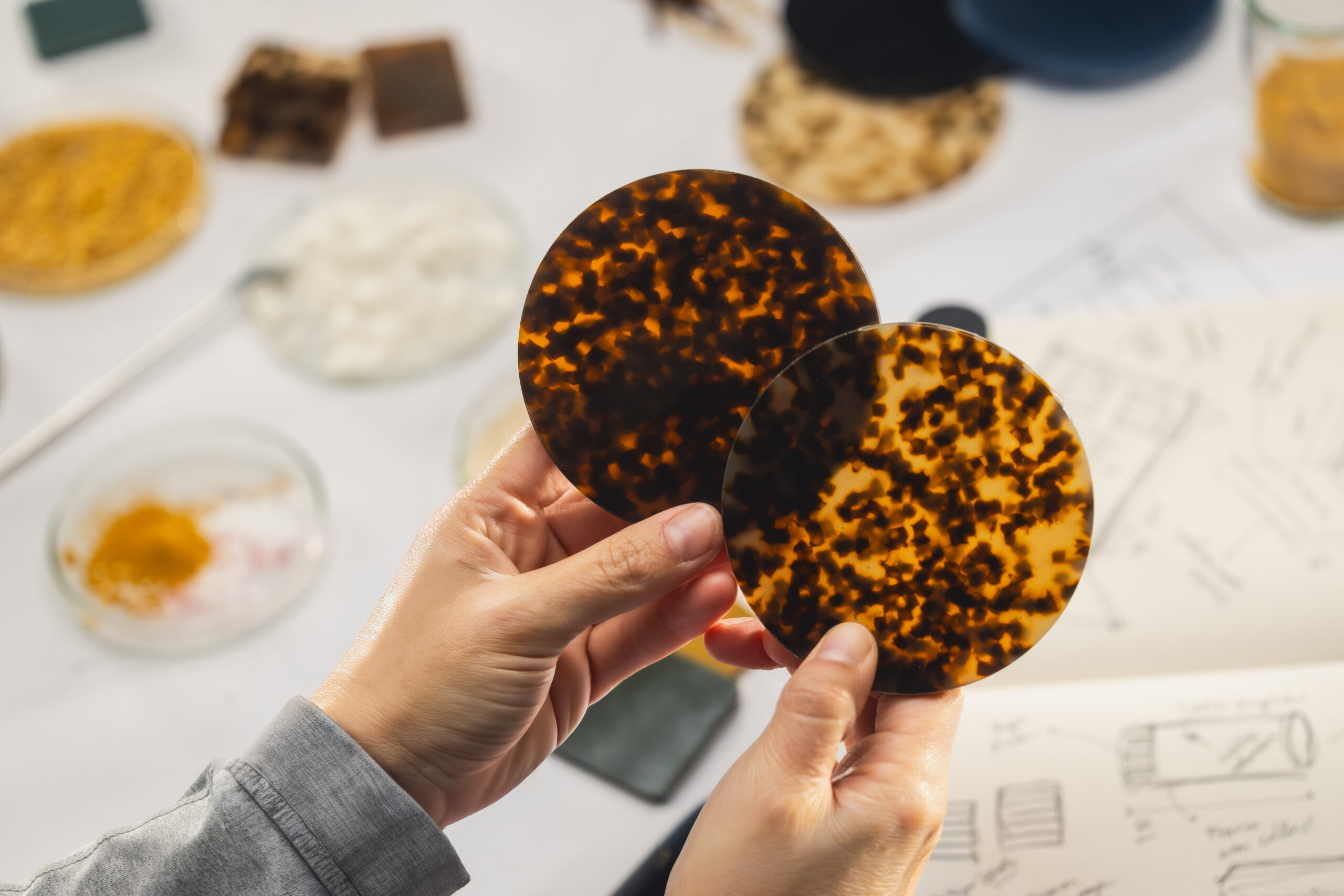 Celion plates - Premium acetate, reborn from cigarette waste